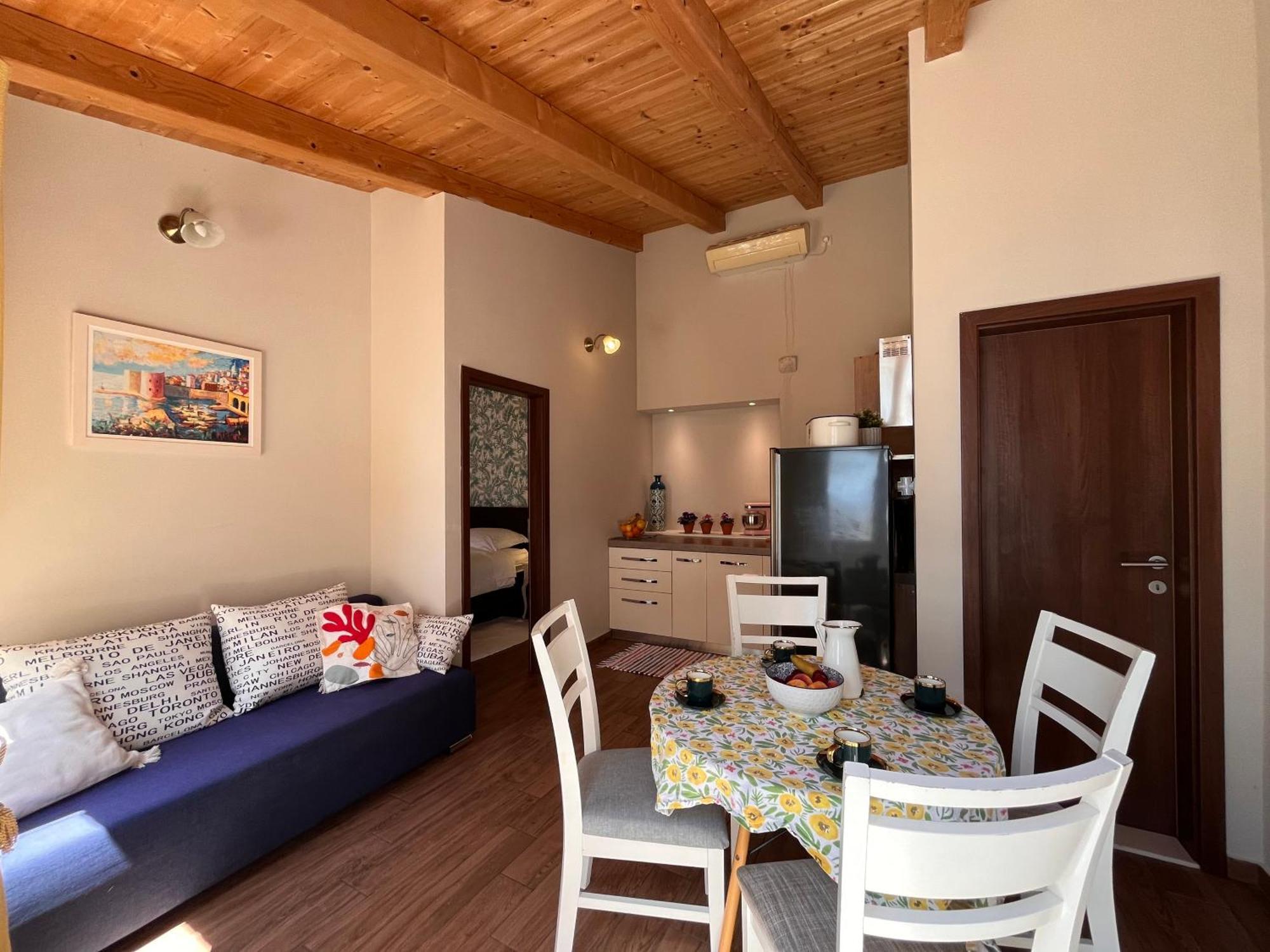 Apartments Villa Mirjana Mlini Exterior photo